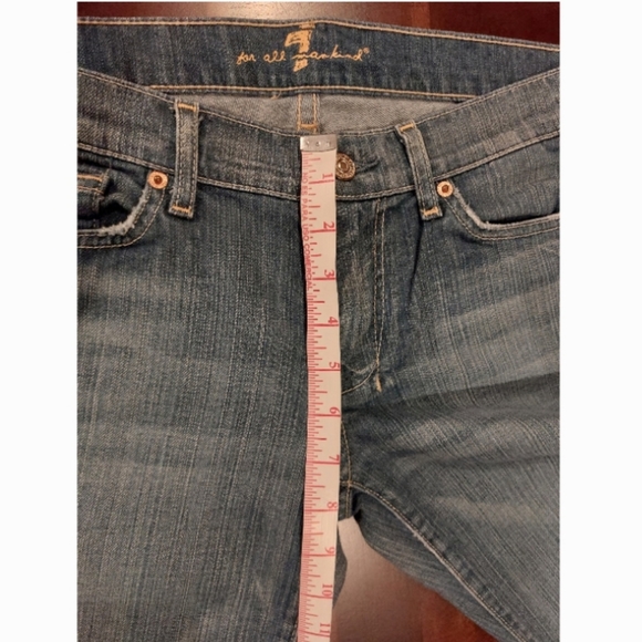 7 For All Mankind shorts - Picture 5 of 9